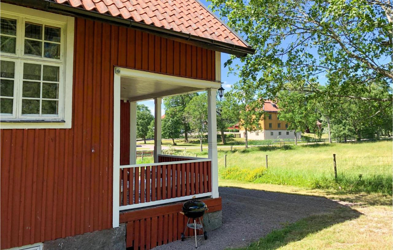 Nice Home In Mantorp With Kitchen Экстерьер фото